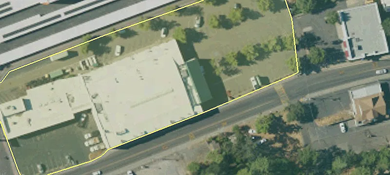 681 Main St