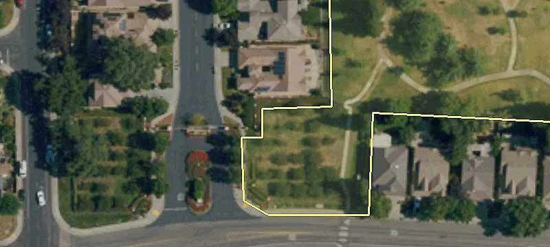 575 Westlake Dr