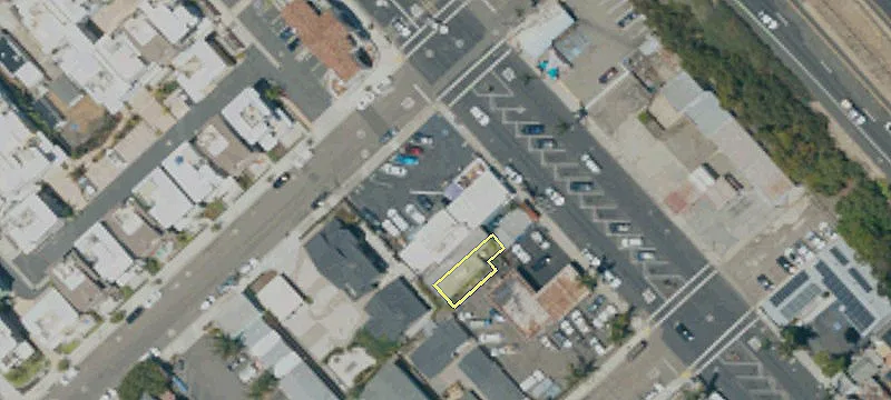1053 Price St