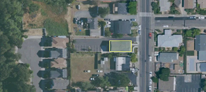 737 Healdsburg Ave