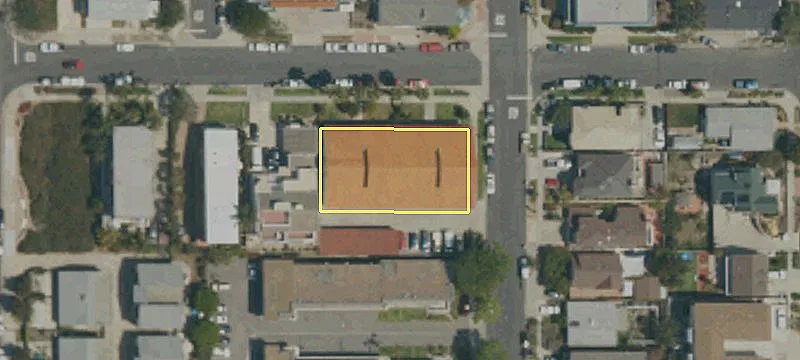 24842 La Paz Ave