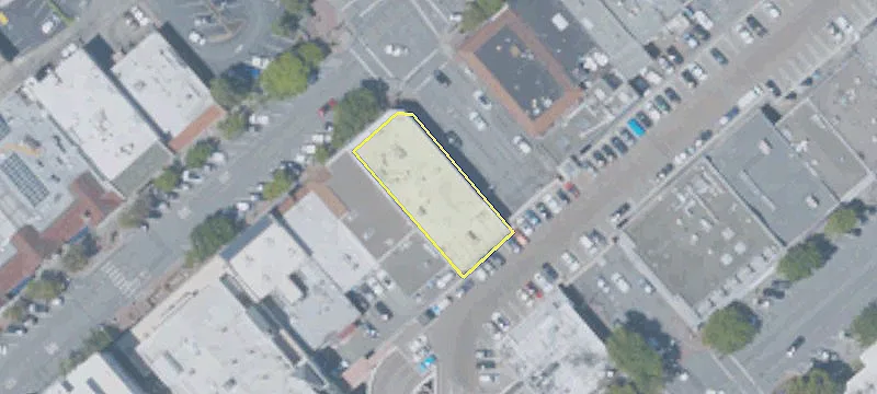 94 3rd Ave