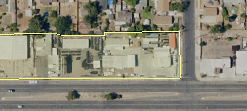 3853 Belmont Ave