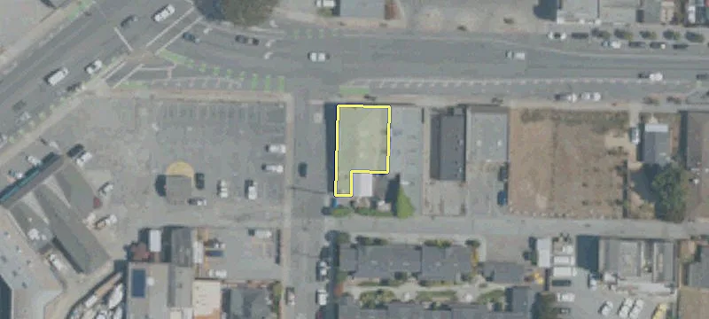 500 Broadway Ave