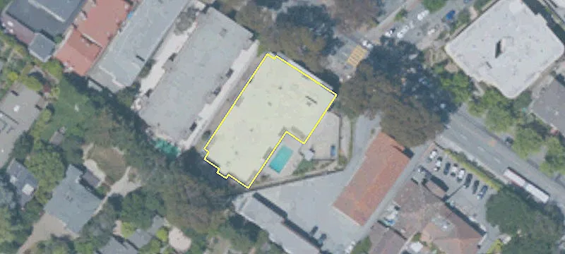 729 El Camino Real