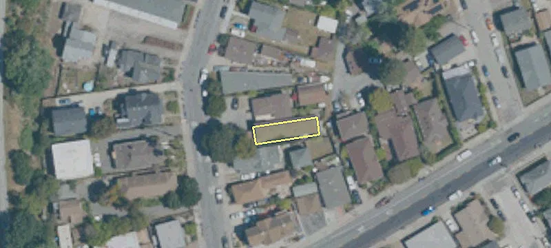 816 Riverside Ave