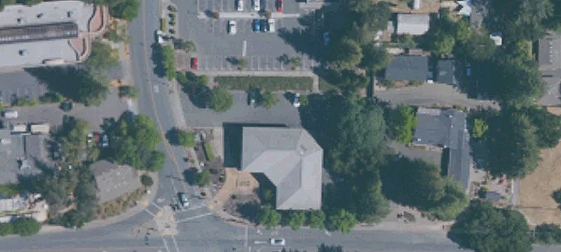 145 Pleasant Hl N Ave