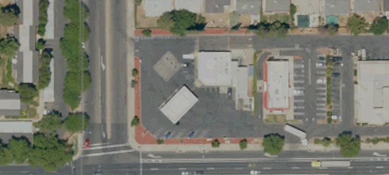 3001 Yosemite Blvd
