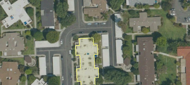 24182 Calle Aragon