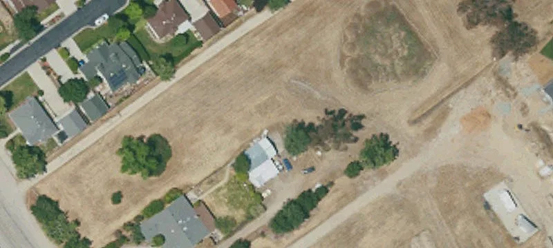 1745 El Camino Real