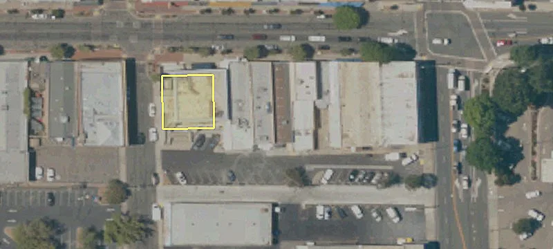 130 Yosemite Ave