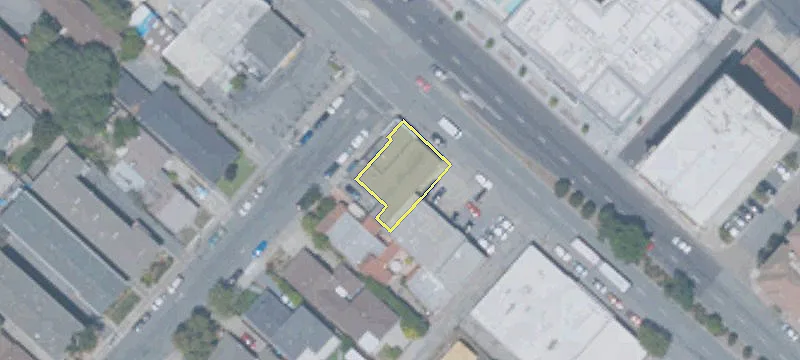 1402 El Camino Real