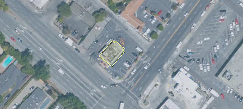 3199 El Camino Real