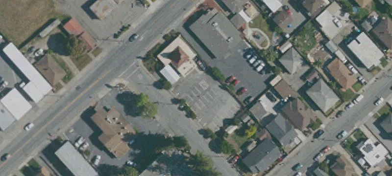 400 Lk Ave