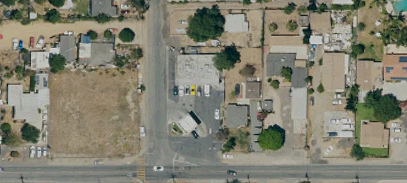10597 Jurupa Rd