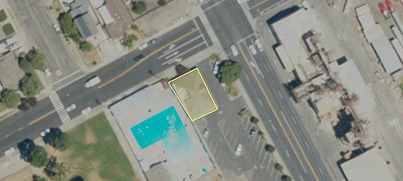 590 Yosemite Ave