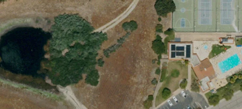 1037 Clubhouse Dr