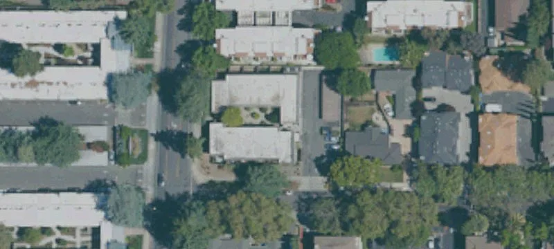 825 Apricot Ave