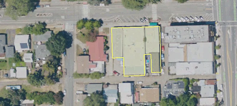 77 Commercial St
