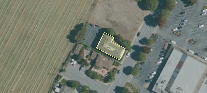 27880 Dorris Dr