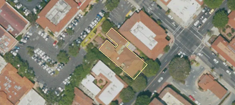 27 Carrillo St