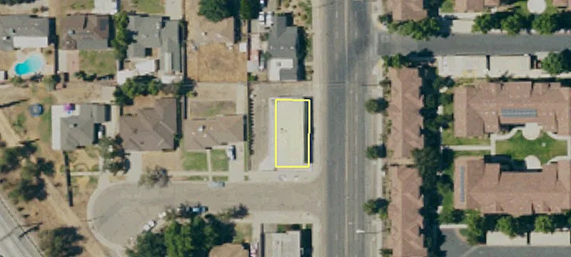 2051 Fresno St