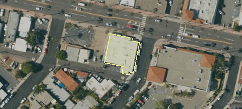 710 El Camino Real