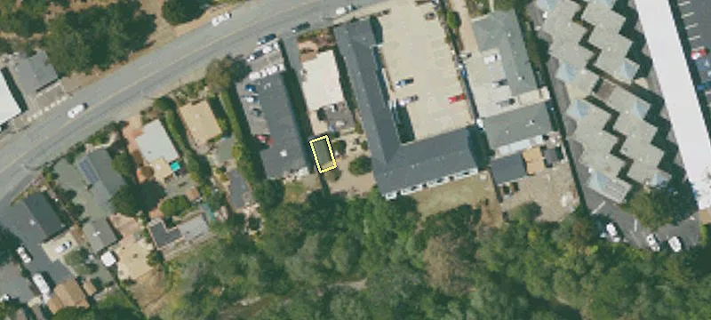 2606 Main St