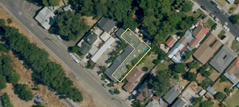 709 Sunset Ave
