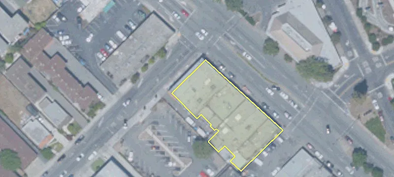 1700 El Camino Real