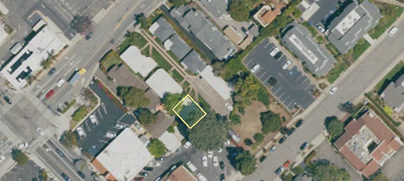 1054 Linden Ave