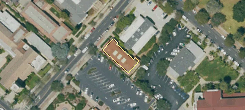 32 Micheltorena St