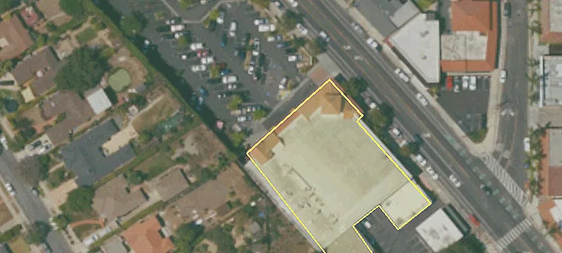 3025 De La Vina St