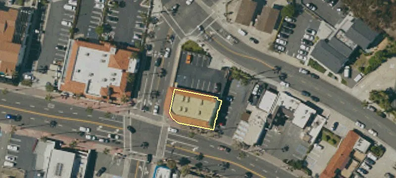439 El Camino Real