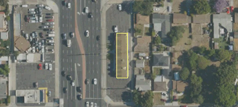 14082 Bch Blvd