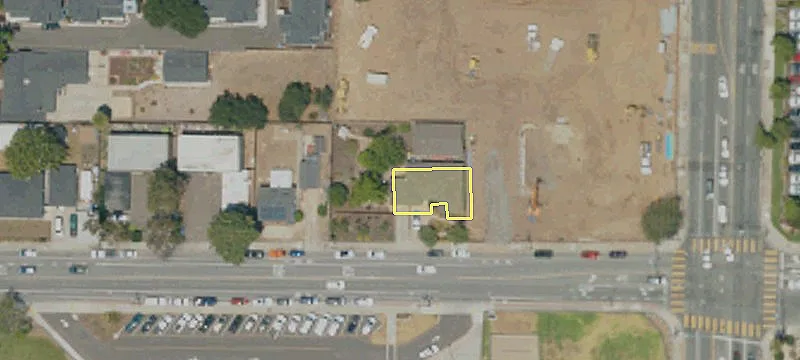 906 Fair Oaks Ave