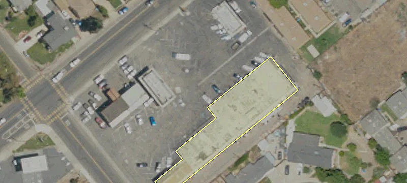 4330 Main St