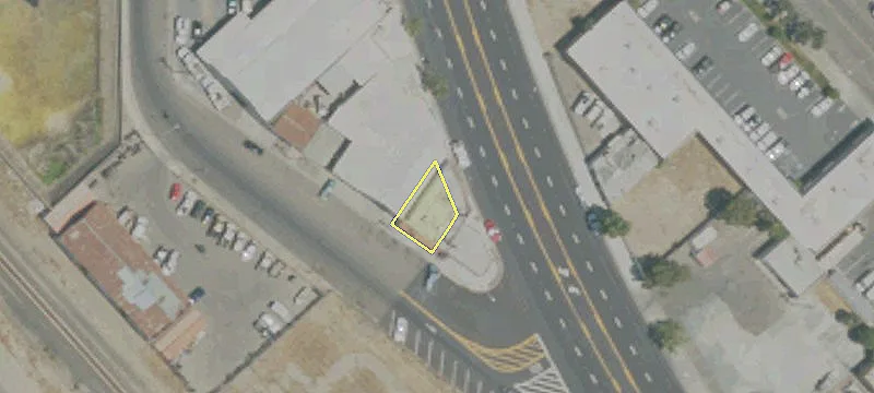 371 Golden State Blvd