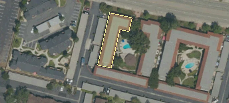 210 Chapman Ave