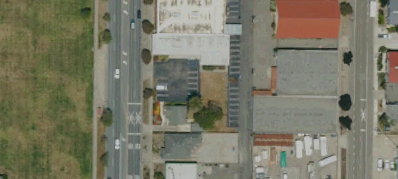 320 H St