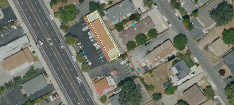 7635 El Camino Real