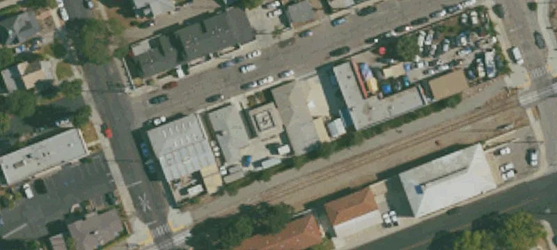 806 Railroad Ave