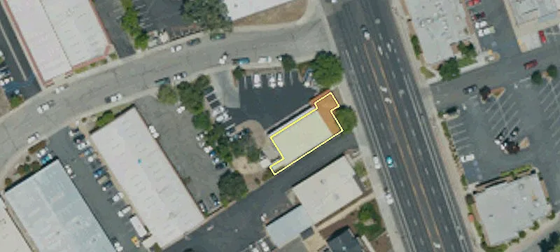 8600 El Camino Real