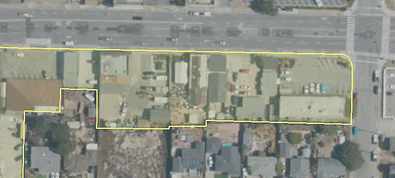 1066 Broadway Ave