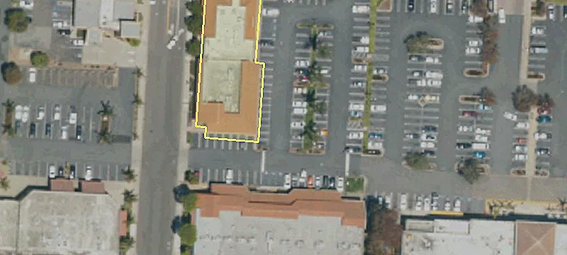 1600 Grand Ave