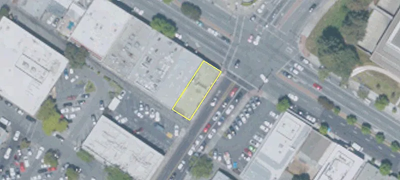 1005 El Camino Real