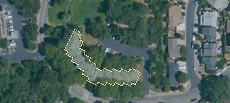 713 Heron Dr