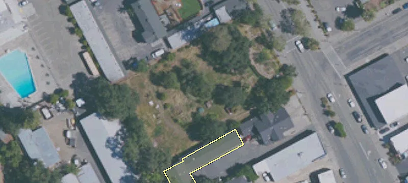 205 Cloverdale Blvd