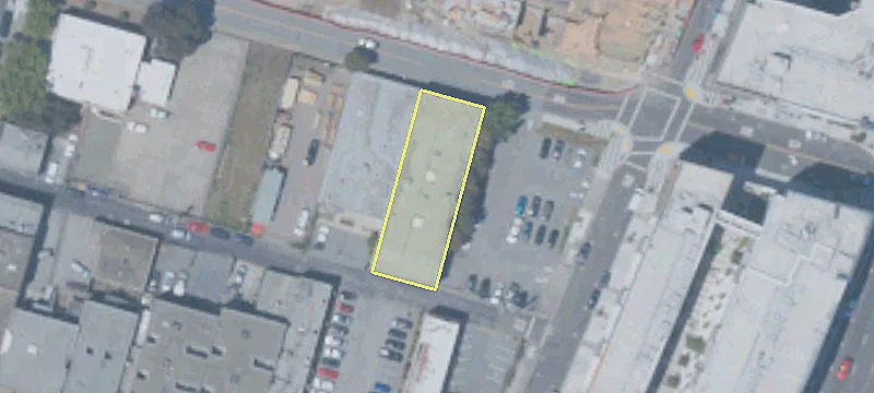 208 4th Ln