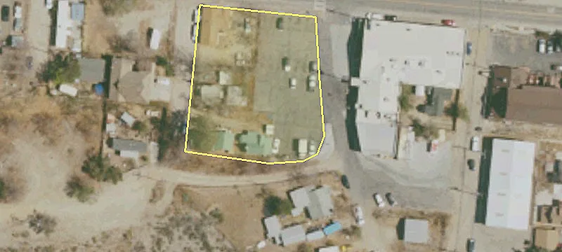 633 Laguna Trl